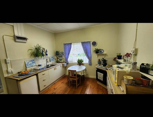 4 BEDROOM HOUSE FOR SALE IN GANSBAAI CENTRAL